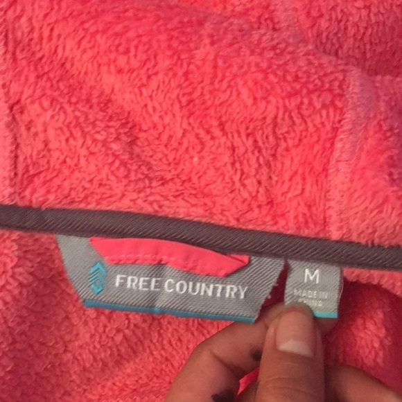 Free country women’s pink zip up sweater​​ - Picture 13 of 14